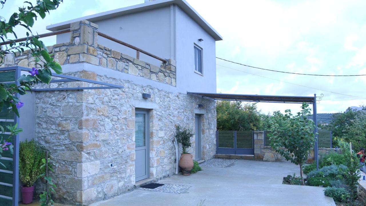 Mouri Village Aikirgiannis エクステリア 写真